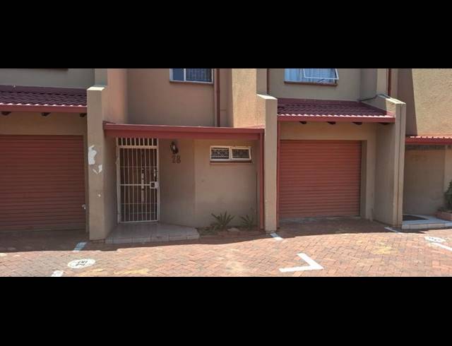 2 BEDROOM PROPERTY TO RENT IN DORANDIA